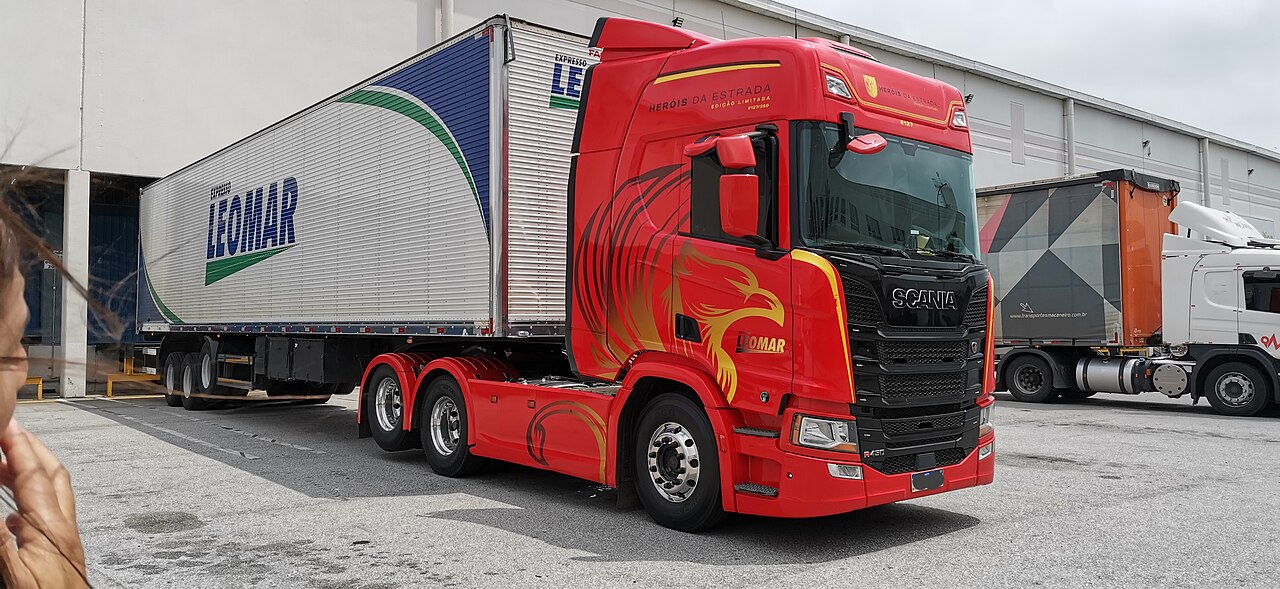 Scania R450 (foto de teste, CC BY-SA)